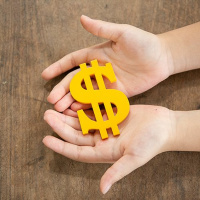 14-12: Tipo de cambio del dólar es el más bajo en una década.