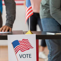 5-11: Elecciones: Estados Unidos decide hoy su futuro.