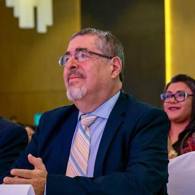 Hablando Claro Con Vilma Ibarra