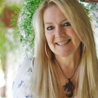 Abundance! Affirmations on Allowing Everything You Want Into Your Life!