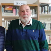 César Mallorquí en el IES Pedro de Tolosa