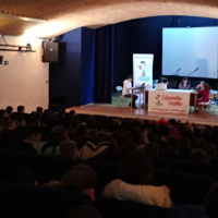 Menudo Castillo 423, cuentos y risas con Bea Aguado