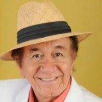 The Mike Kara Radio Program - Whats Up America - Trini Lopez