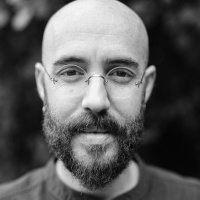 הטיפול בשורדי הנובה, אורח: גיא סימון