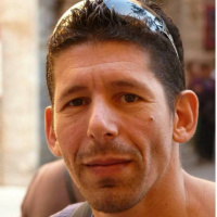 מלחמות הפטנטים, אורח: דר טל סיינס