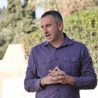 הספרות העברית המתחדשת: על עמוס עוז, א.ב יהושע ודוד גרוסמן, אורח: דר אבי גרפינקל