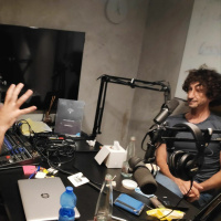 להיות כתב מלחמה, אורח: איתי אנגל