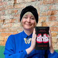 #50 Vieraana Martta Kaukonen - uusi Hengissä-jännäri, Terapiassa-jatko-osa