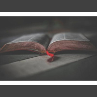 Divine Time: Spending Time with God--The Centerpiece of Successful Marriage