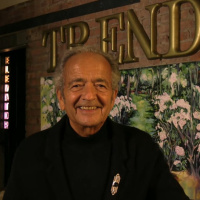 HAPPY HALLOWEEN... MONSTERS AND FREAKS RUNNING A COUNTRY NEAR YOU