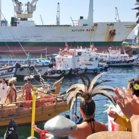 Embarcación tradicional Kuini Analola arribó a Valparaíso en el marco de su travesía ancestral a Rapa Nui