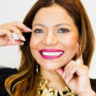 Solange Candelos Show