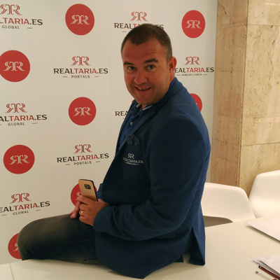 Solange Candelos Show