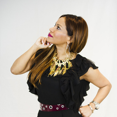 Solange Candelos Show