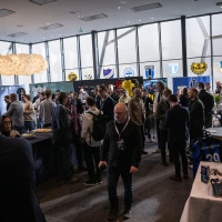 SPECIAL: Tv-profilens hån på upptaktsträffen: Riktig gris