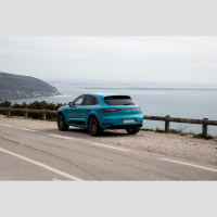 #1 Porsche Macan 2019