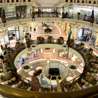 Der Existenzkampf der Shopping-Center