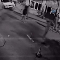 Güvenliğin İçin Sokakta Asla Yapmaman Gerekenler | Savunma amp Güvenlik Serisi