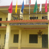 सामुदायिक विद्यालयलयमा माध्यम भाषा अङ्ग्रेजी बनाउने प्रतिस्पर्धा, रहरमा अति नगर्नुः शिक्षा मन्त्री पोखरेल