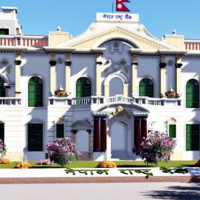 विलासी सामग्रीको खरिद बढ्दा अर्थतन्त्रमाथि दवाव 