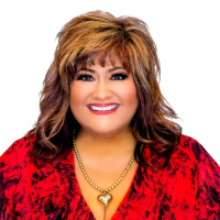 Talking with Event Sponsor Dr. Andrea Adams-Miller