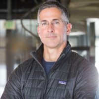 Mineral Sunscreen: What is it and is it better for you?