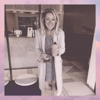 Ep 2: Lola Berry or How to Turn What You Love into a Personal Brand