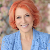 From a Commune to Zoom: Party Planner Extraordinaire Marcy Blums Fascinating Journey