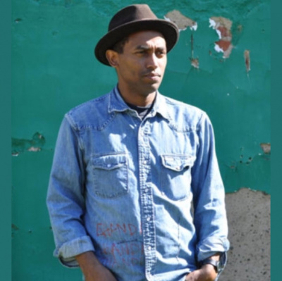 Uncle Devins Radio One Talk Show - WOL Podcast