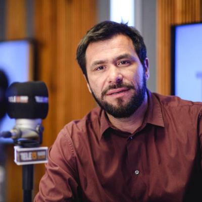 Y Nos Darán las 10 - Viernes