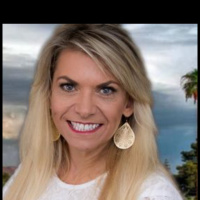 Betsy LaVoie CEO of the Fountain Hills Chamber of Commerce