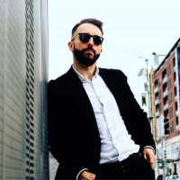 Gary Fox Hacked AirBnB to Become Rich