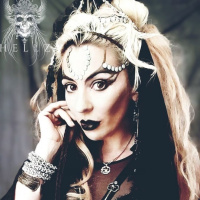 DJ REM interviews Lisa Perry from the band HELLZ! 