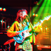 The Wife Guys Walk Into Oncoming Jam!