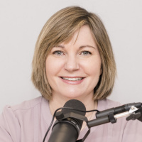 Liza Yuzda...and the campaign for gender pay equity