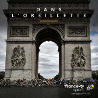 Dans loreillette: létape des Champs-Elysées