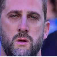 Coach Nick Sirianni in tears