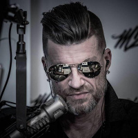 MARIA GREGG LIVE on M2 THE ROCK with Host MICHAEL MOLTHAN