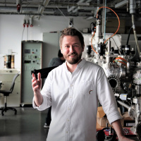 S9 Ep9: Kan vi snart svøbe biler og vinduer i solceller?